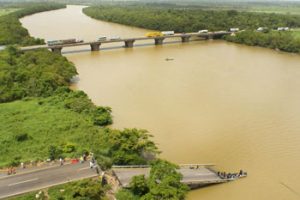 Desplome del puente en el río Tonalá